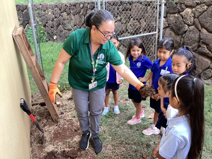 Meet our kumu: BJ Peloso — Teaching kindergartners aloha ‘āina in the māla